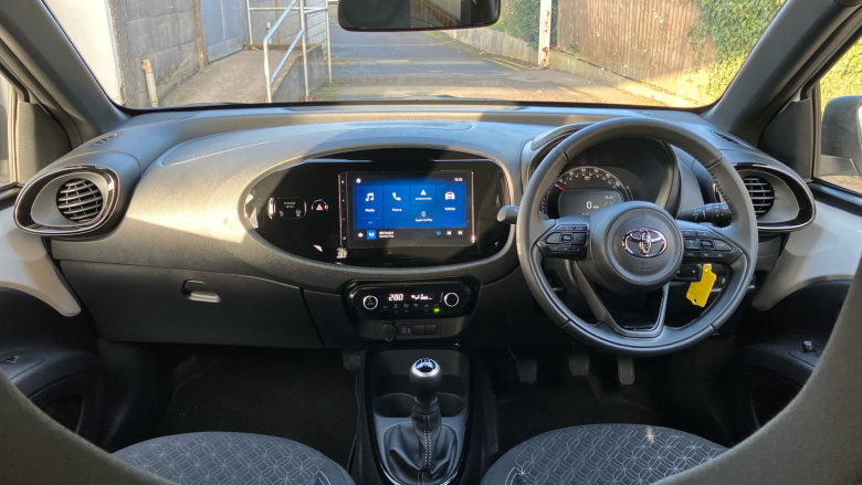 Toyota Aygo X 1.0 VVT-i Edge 5dr Petrol Hatchback